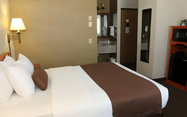 Motel 6 Minot, ND