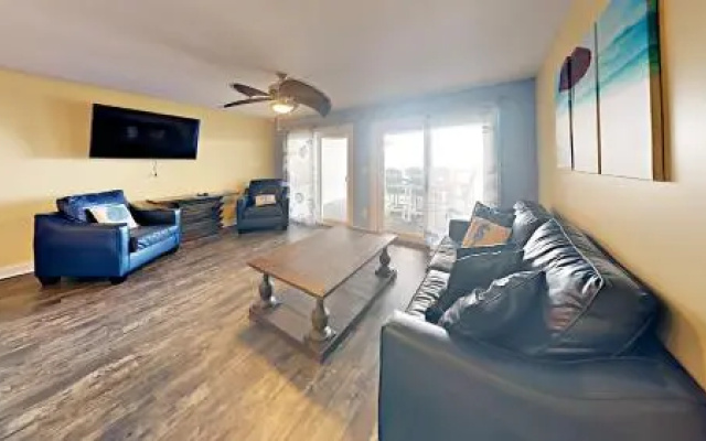 Put-In-Bay Waterfront Condo #108