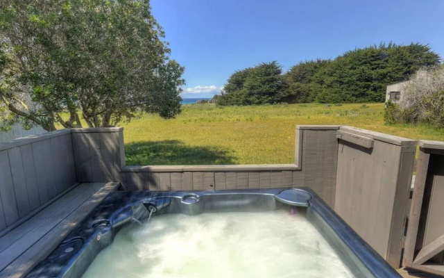 Sea Ranch Delight