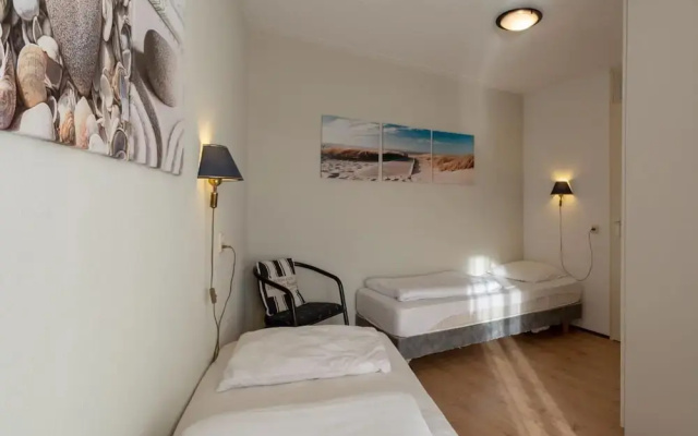 Cozy Apmt for 5people by the sea