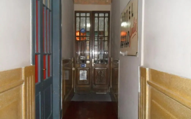 Hotel Apolo