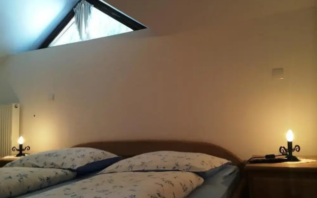 Apartmaji Pod macesnovo streho
