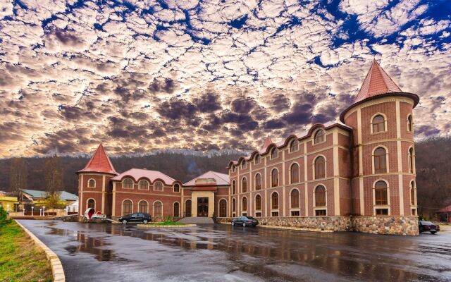 Отель Chateau Qusar Азербайджан, Куба - отзывы, цены и фото номеров - забронировать отель Chateau Qusar онлайн вид на фасад
