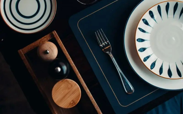 Novella Concept Hotel & Cafe