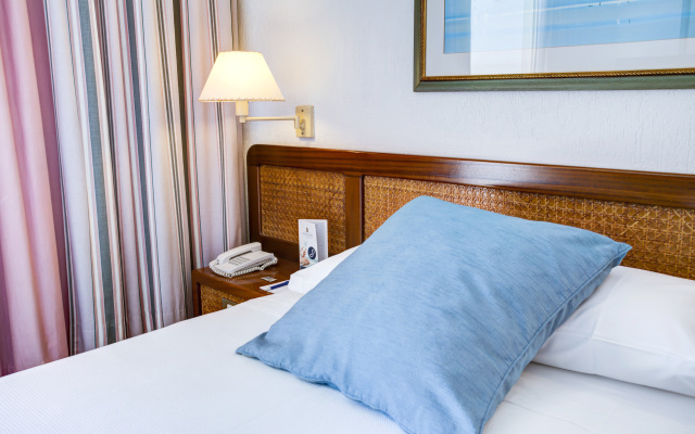 Hotel Fariones