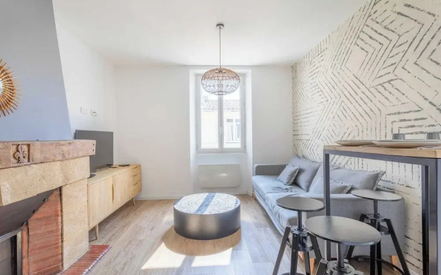 Charming 1 Bed/4floor Apartment Marseille Notre Dame Du Mont