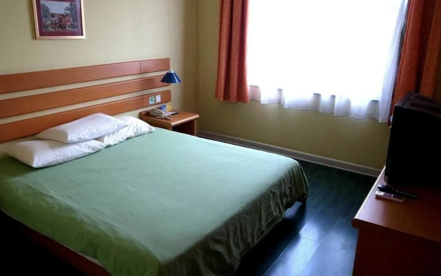 Home Inn (Kunming Jianshe Road)