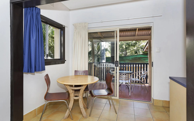 City Palms Motel
