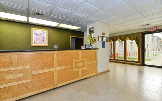 Deluxe Inn Wytheville