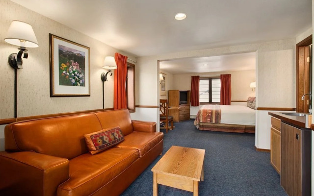 Mountain House Lodge