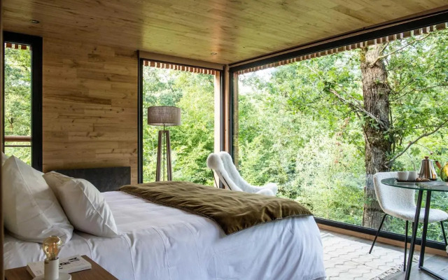 Loire Valley Lodges - Hotel
