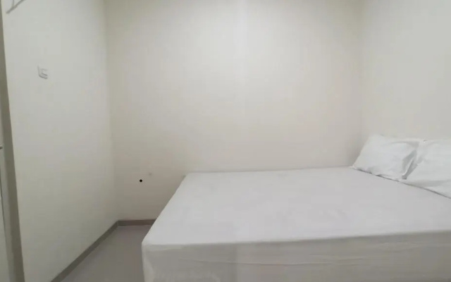 OYO Life  90539 Taman Borobudur Guest House Syariah