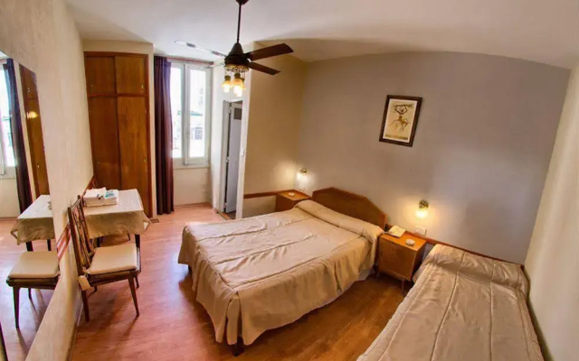 Hotel Astor