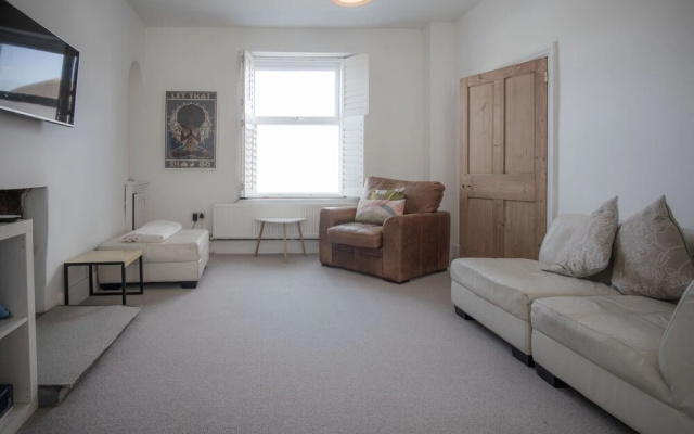 Ty Golau - 3 Bed Holiday Home - Pembroke