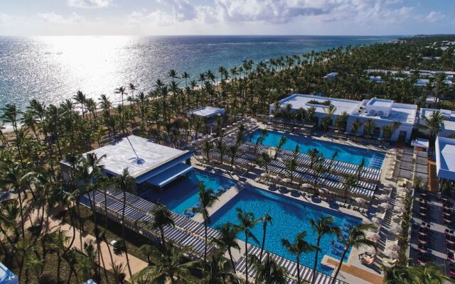 Отель Riu Bambu All Inclusive Доминикана, Пунта Кана - отзывы, цены и фото номеров - забронировать отель Riu Bambu All Inclusive онлайн вид на фасад