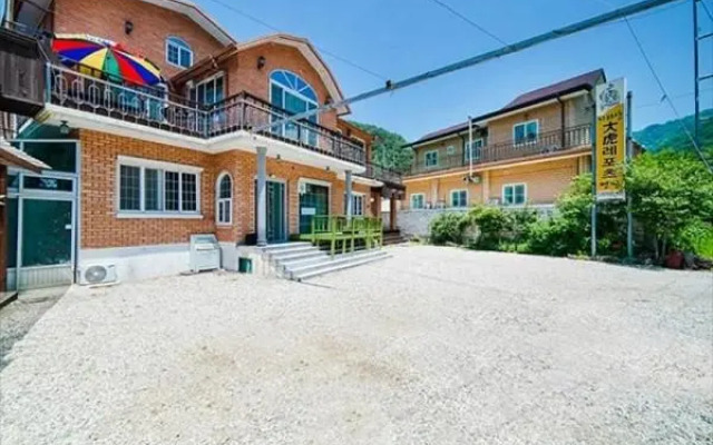 Jirisan daeho pension
