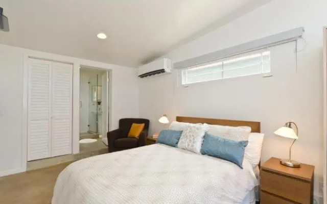 Venice One Bedroom Artist Bungalow