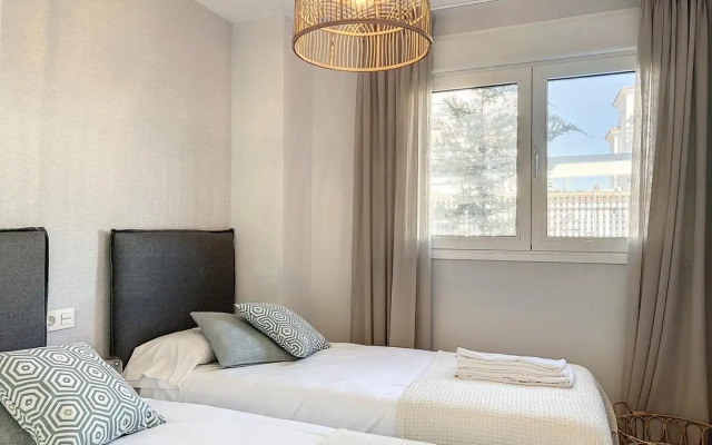 Via Celere 2328 Luxury Sea View Apartment
