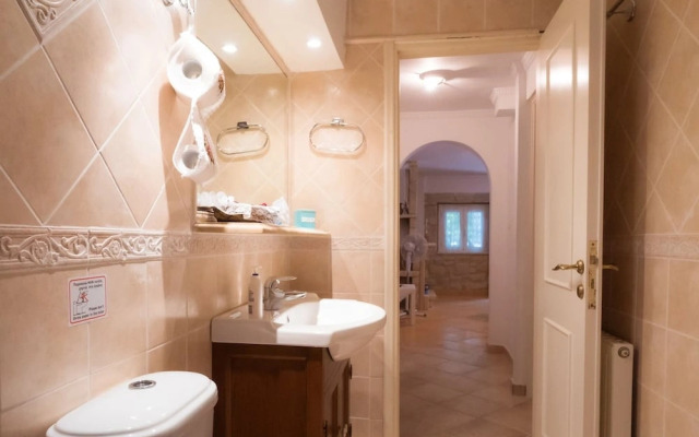 Peris Independent Stone Apartment for 3