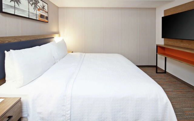 Homewood Suites by Hilton San Diego Central