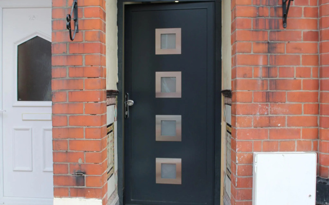 Townhouse @ 282 Walthall Street Crewe