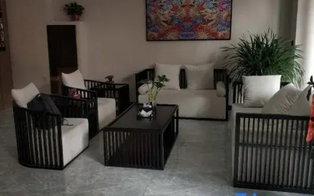Shenqiu Kaide Business Hotel