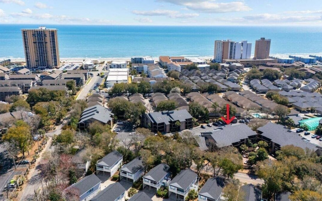Heron Pointe C12
