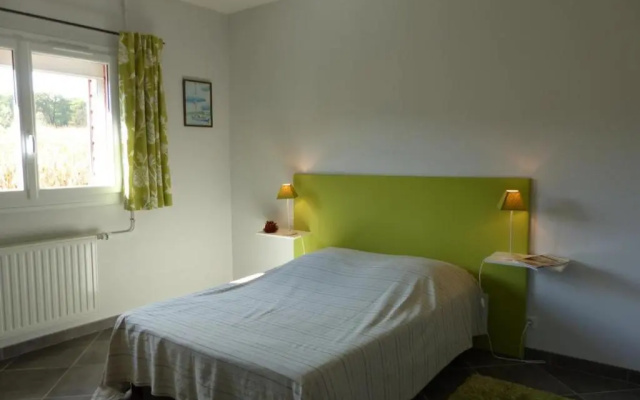 Gîte Isle-et-Bardais, 4 pièces, 6 personnes - FR-1-489-139