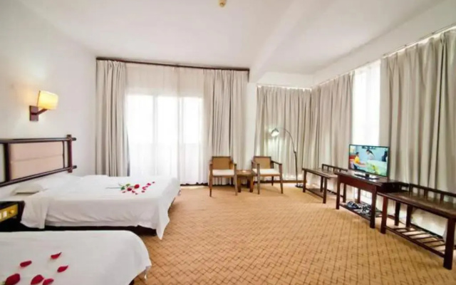 Sunshine 100 You Tan Hotel