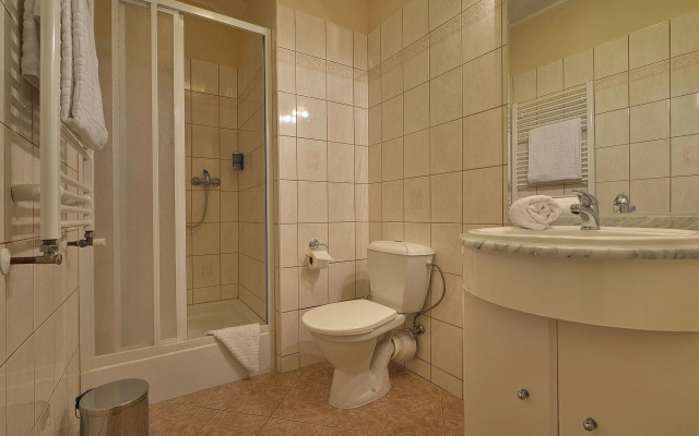 EA Hotel Mozart