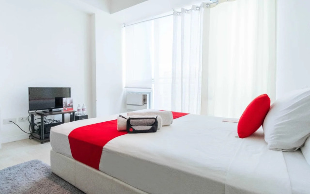 Azure Urban Resort Residences by Reddoorz