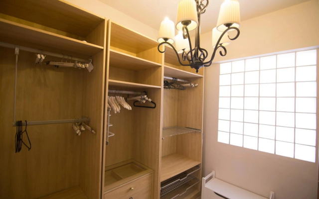 Vas' Penthouse