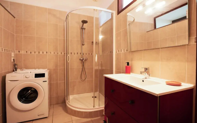 Unforgettable stay in Bordeaux heart