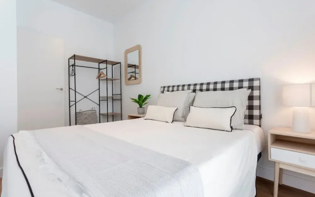 Bright 2BD Apartment in Madrid Zabaleta IV