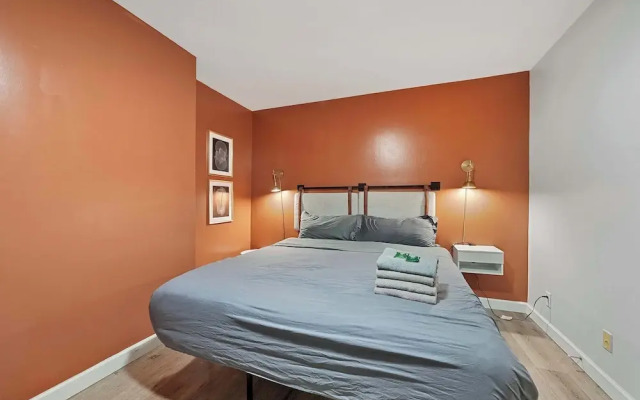 The Luxe Pearl Residences 870