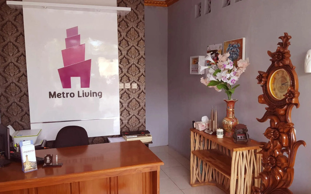 Metro Malioboro Living