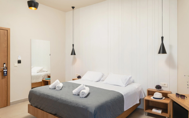 Elia Agia Marina Hotel