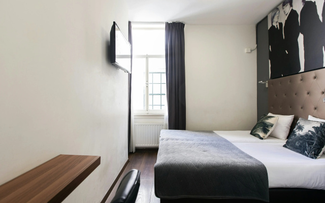 Quentin Leidse Square Hotel