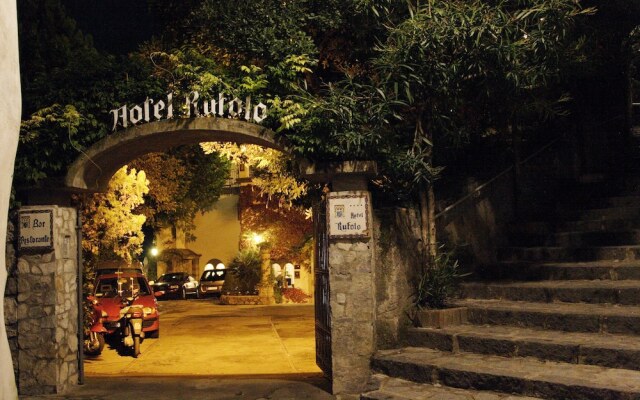 Hotel Rufolo Равелло вид на фасад