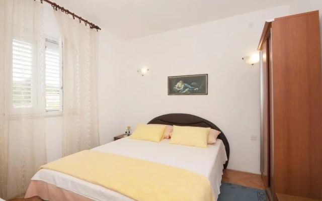 Apartments Sreca - 150m from beach