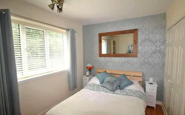 Large Balcony Apartment - Town & Races -2 Dbl Beds