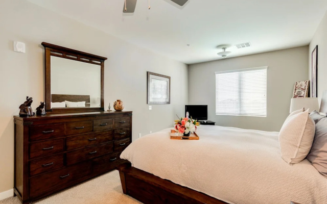 Queen Creek #445 - 3 Br Condo