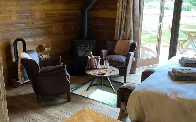 AquaLodge
