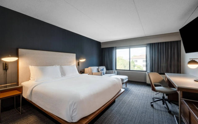 Courtyard by Marriott Columbus Airport
