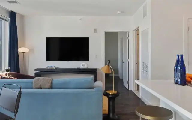 Hyatus Luxury Residences South Boston