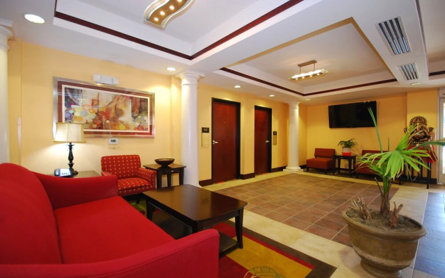 Paradise Inn & Suites