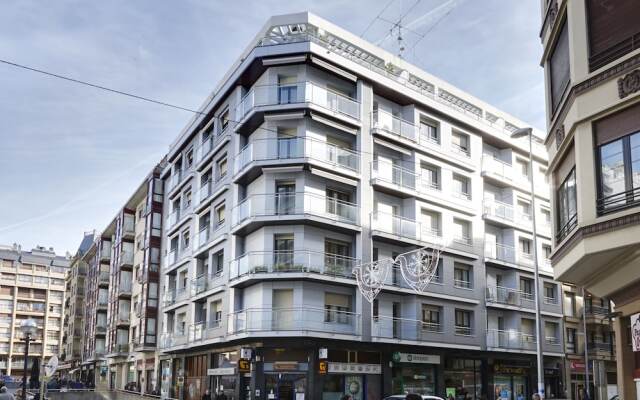 Апартаменты Zurriola Beach 1 Apartment by FeelFree Rentals вид на фасад