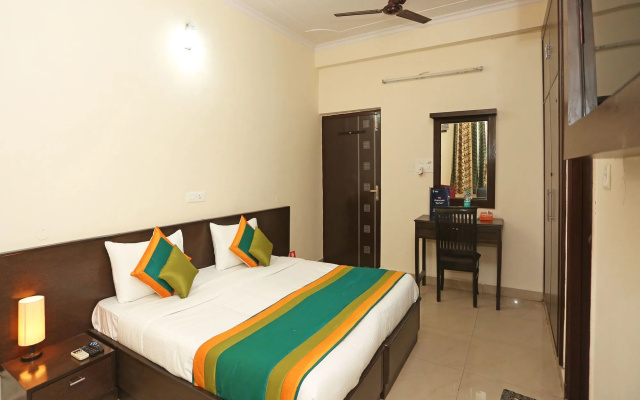 OYO 15929 Comfort Residency