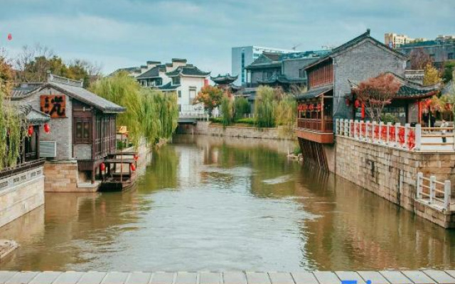 Slow Village Taizhou Homestay (Taizhou Daohe Ancient Street)