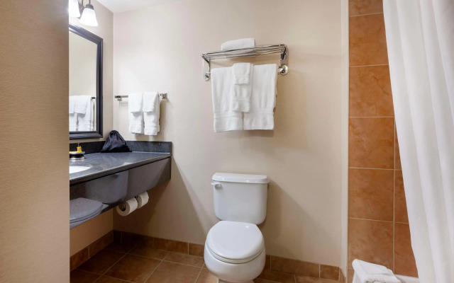 Best Western Plus Muskoka Inn